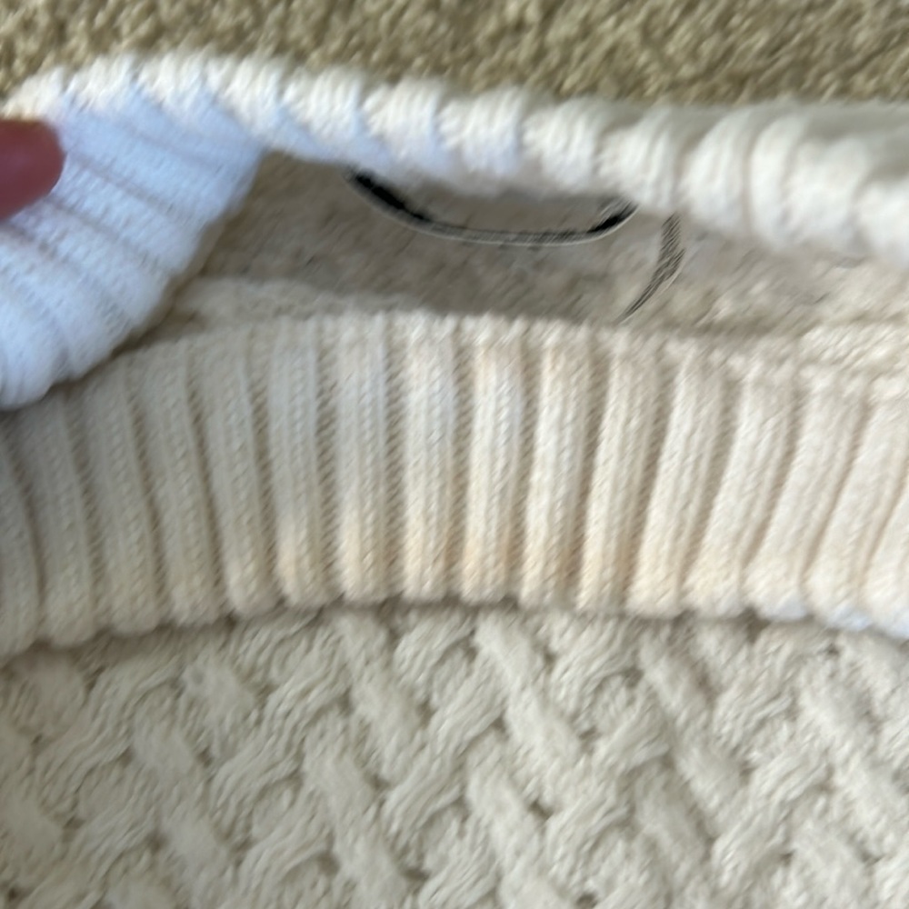 Alice and Olivia Leta sweater - Picture 11 of 14